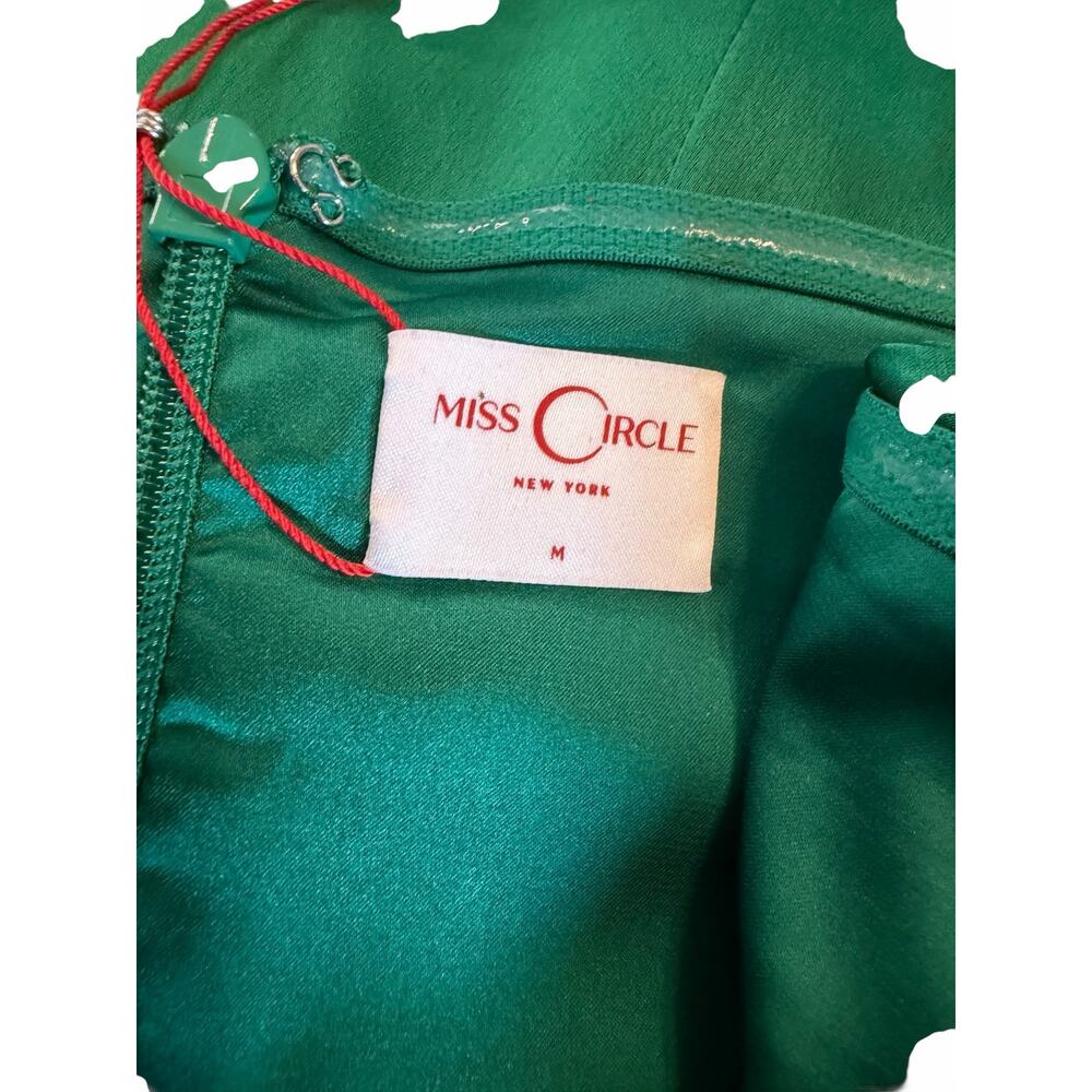 NWT Perrin Emerald Green Feather Miss Circle New York Gown - Size M - Picture 3 of 15